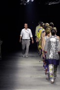 desfiles-driesvannoten-paris-verao2008rtw-152