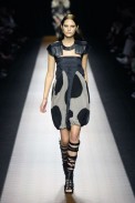 desfiles-givenchy-paris-verao2008rtw-102
