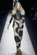 desfiles-givenchy-paris-verao2008rtw-103