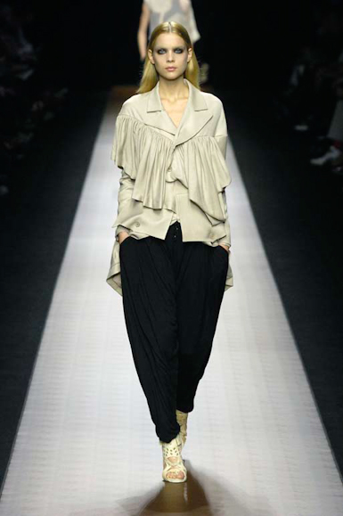 desfiles-givenchy-paris-verao2008rtw-111