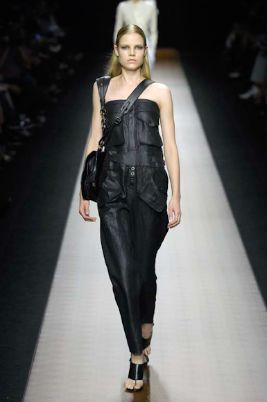 desfiles-givenchy-paris-verao2008rtw-116