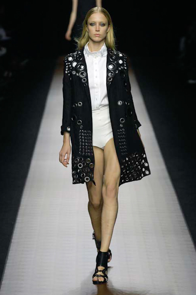 desfiles-givenchy-paris-verao2008rtw-134