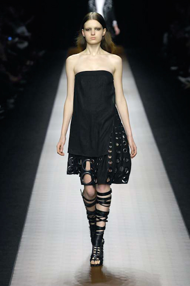 desfiles-givenchy-paris-verao2008rtw-135