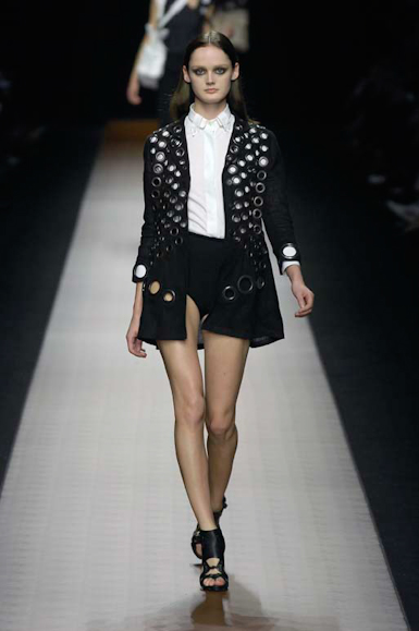 desfiles-givenchy-paris-verao2008rtw-136