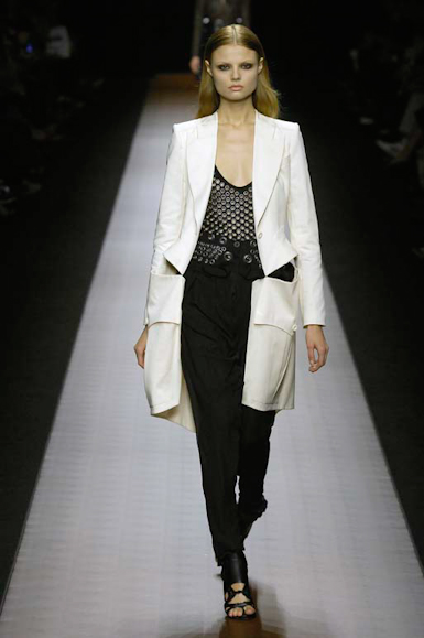 desfiles-givenchy-paris-verao2008rtw-139
