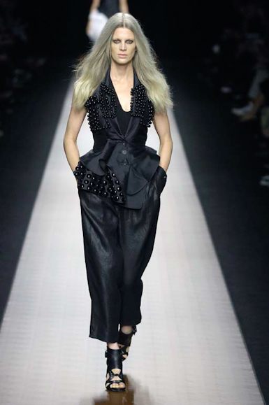 desfiles-givenchy-paris-verao2008rtw-148