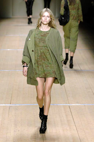 desfiles-imarant-paris-verao2008rtw-109