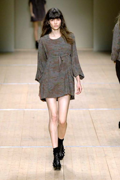 desfiles-imarant-paris-verao2008rtw-117