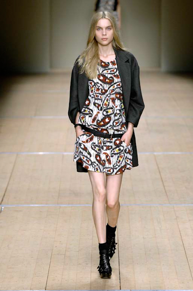 desfiles-imarant-paris-verao2008rtw-145