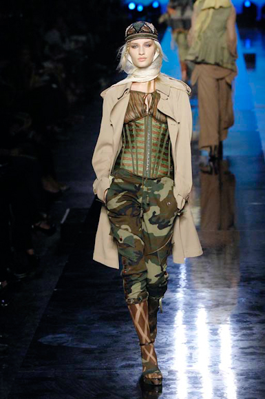 desfiles-jpgaultier-paris-verao2008rtw-108