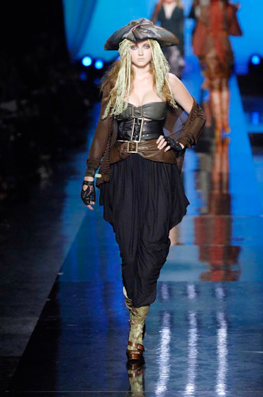 desfiles-jpgaultier-paris-verao2008rtw-114