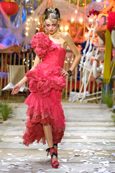desfiles-johngalliano-paris-verao2008rtw-153
