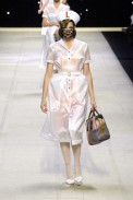 desfiles-lvuitton-paris-verao2008rtw-100