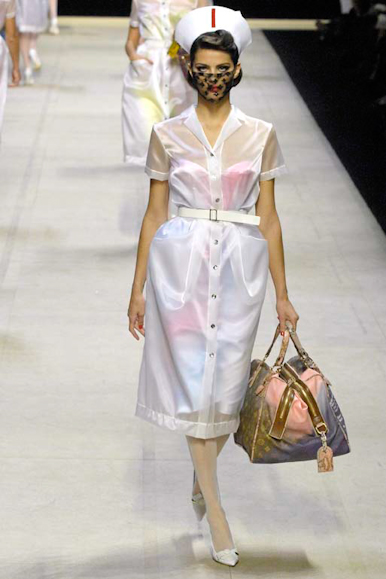 desfiles-lvuitton-paris-verao2008rtw-107