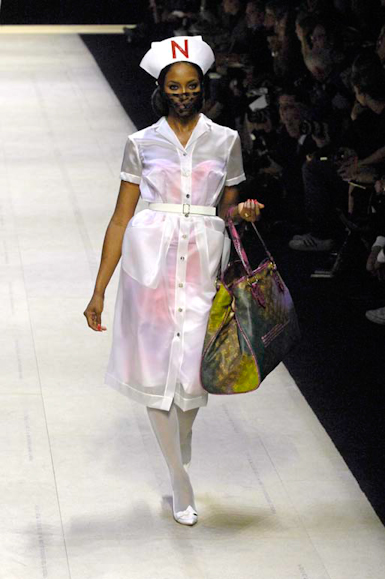 desfiles-lvuitton-paris-verao2008rtw-111