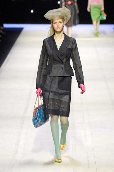 desfiles-lvuitton-paris-verao2008rtw-129