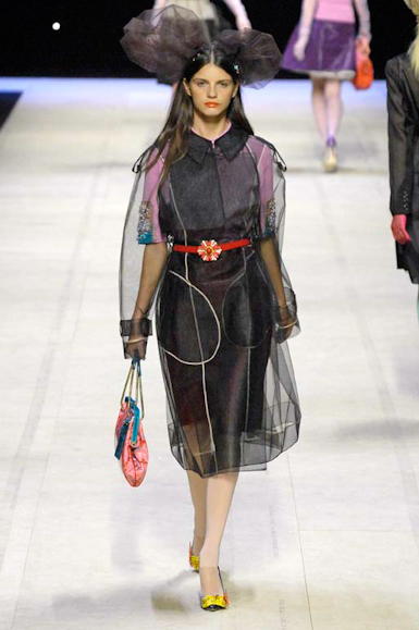 desfiles-lvuitton-paris-verao2008rtw-130