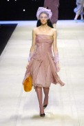desfiles-lvuitton-paris-verao2008rtw-147
