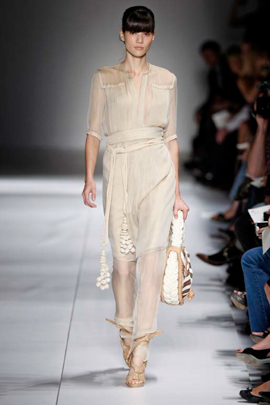 desfiles-loewe-paris-verao2008rtw-102