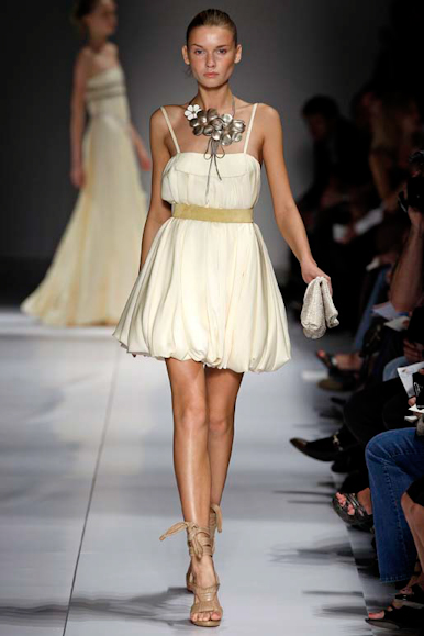 desfiles-loewe-paris-verao2008rtw-110