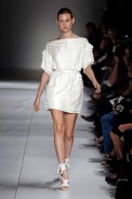desfiles-loewe-paris-verao2008rtw-113