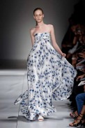 desfiles-loewe-paris-verao2008rtw-128