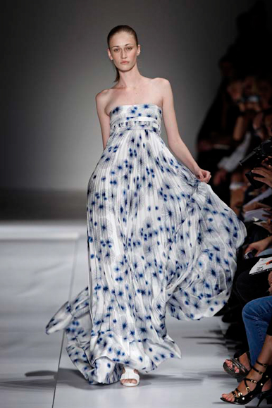 desfiles-loewe-paris-verao2008rtw-128
