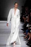 desfiles-loewe-paris-verao2008rtw-131