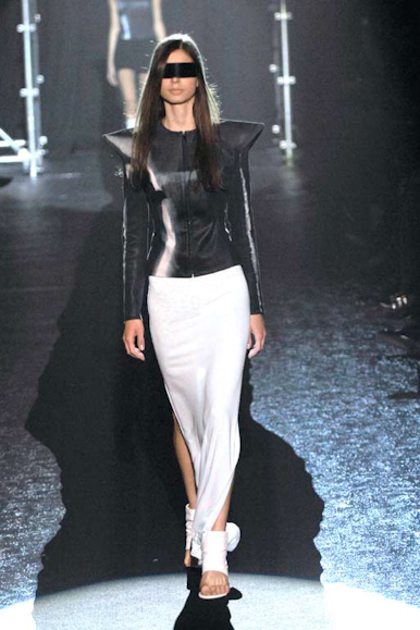 desfiles-mmargiela-paris-verao2008rtw-120