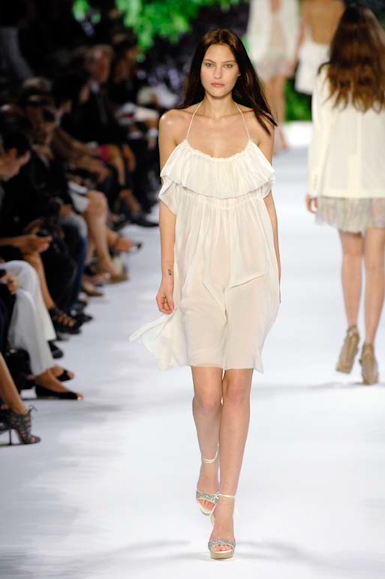 desfiles-smccartney-paris-verao2008rtw-130