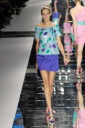 desfiles-valentino-paris-verao2008rtw-116