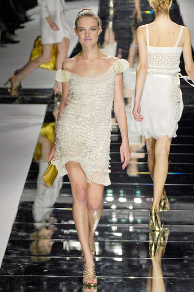 desfiles-valentino-paris-verao2008rtw-148