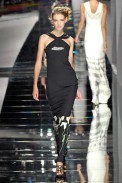 desfiles-valentino-paris-verao2008rtw-166