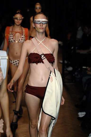 desfiles-undercover-paris-verao2008rtw-102