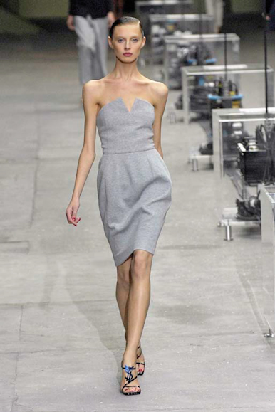 desfiles-ysl-paris-verao2008rtw-104