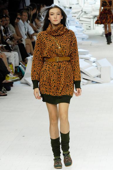desfiles-cantao-rioinverno2008rtw-123