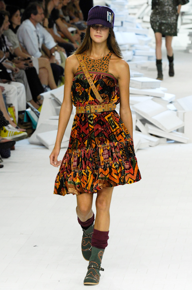desfiles-cantao-rioinverno2008rtw-124