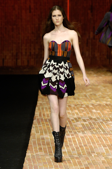 desfiles-coven-rioinverno2008rtw-115