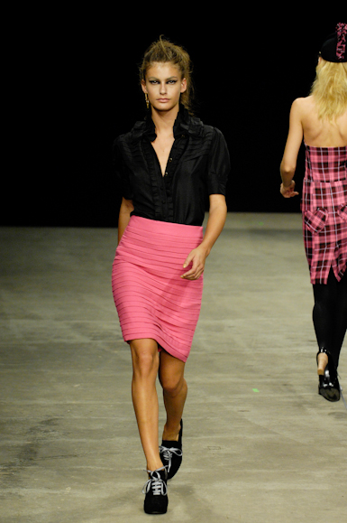 desfiles-giuliaborges-rioinverno2008rtw-103