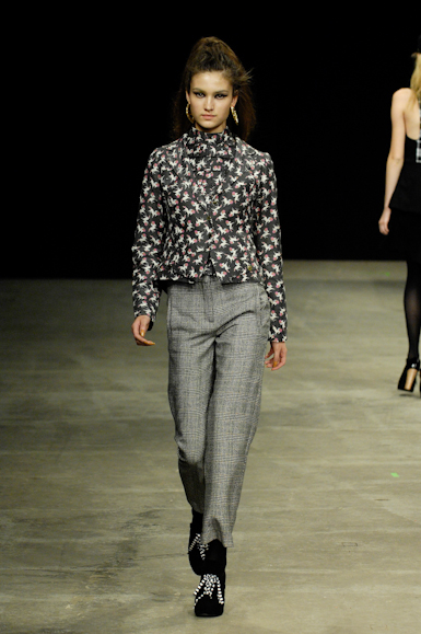 desfiles-giuliaborges-rioinverno2008rtw-110
