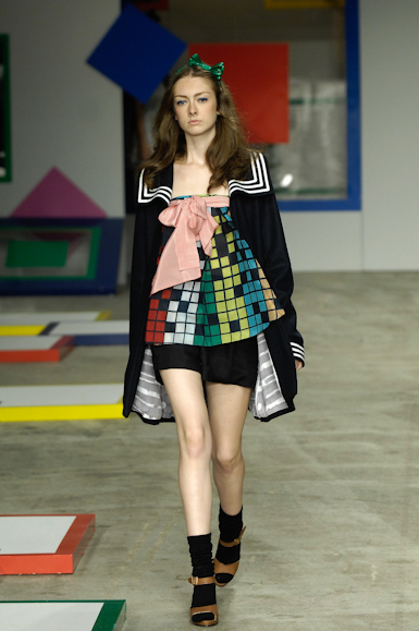 desfiles-teca-rioinverno2008rtw-117
