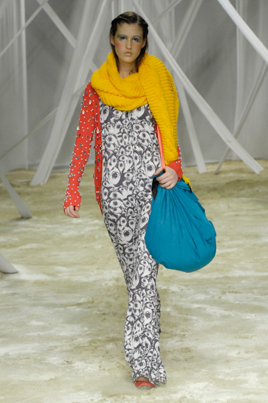 desfiles-ritawainer-rioinverno2008rtw-114