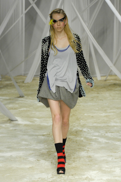 desfiles-ritawainer-rioinverno2008rtw-116