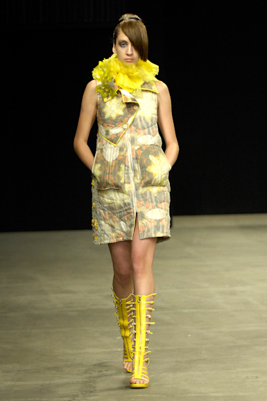 desfiles-melkzda-rioinverno2008rtw-108