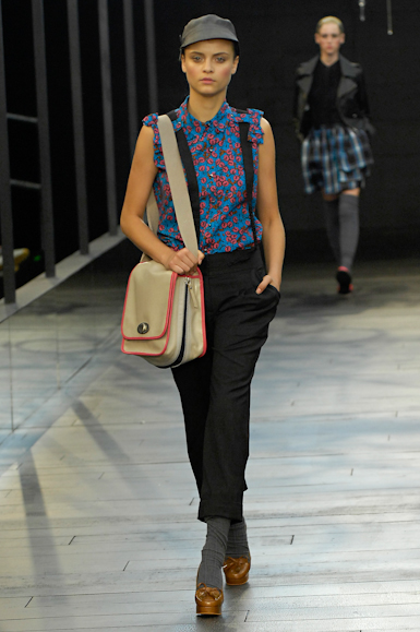 desfiles-mbonitaextra-rioinverno2008rtw-106