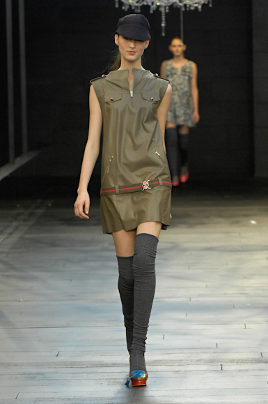 desfiles-mbonitaextra-rioinverno2008rtw-109