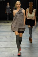 desfiles-mbonitaextra-rioinverno2008rtw-118