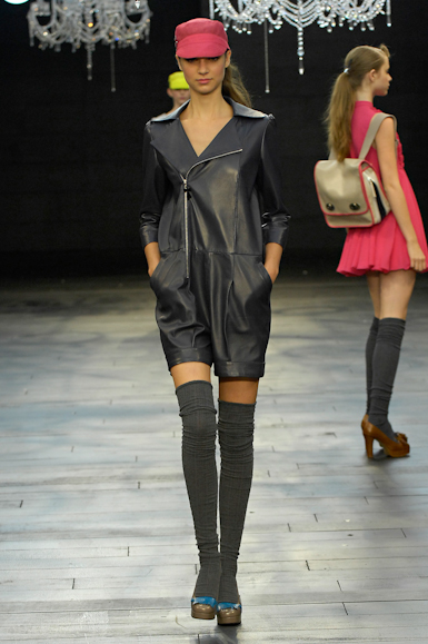 desfiles-mbonitaextra-rioinverno2008rtw-123
