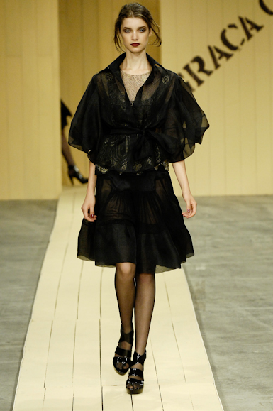 desfiles-gracaottoni-rioinverno2008rtw-126