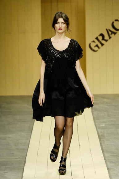 desfiles-gracaottoni-rioinverno2008rtw-134